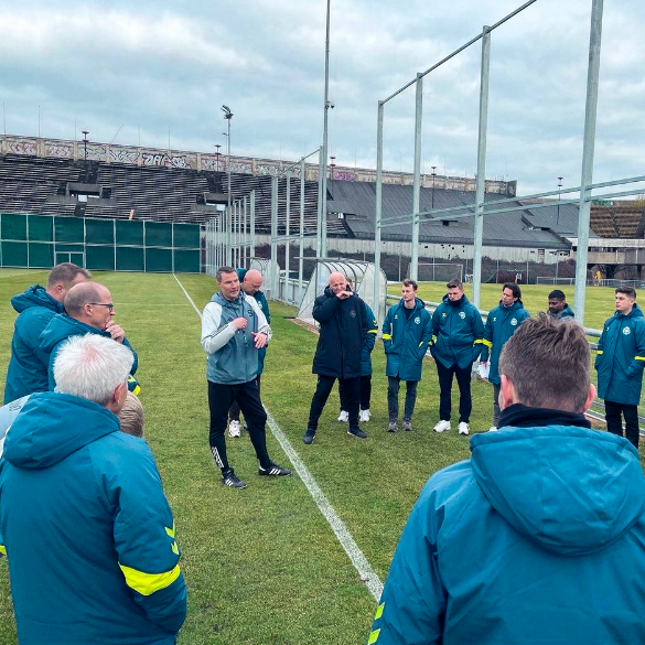 U17- og U15 cheftrænere på UEFA A studietur til Sparta Prag U17- og U15 cheftrænere på UEFA A studietur til Sparta Prag